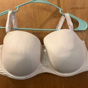 Size 44C - Vanity Fair - Beige Bra w/Underwire
